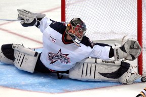 谢菲联防线坚固，刀锋战士保级决心强，谢菲尔德军刀