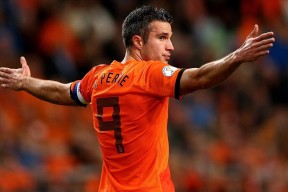 开云体育官方-_勇士开启火力全开，三分雨持续_，勇士smailagic