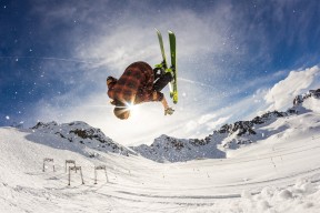 控球型门将是否更易被高压战术针对，控球招式