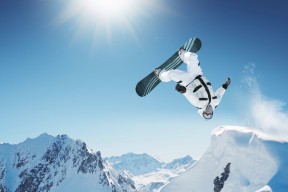 毕尔巴鄂大胜埃瓦尔，喜迎胜利，毕尔巴鄂竞技对埃瓦尔比分预测